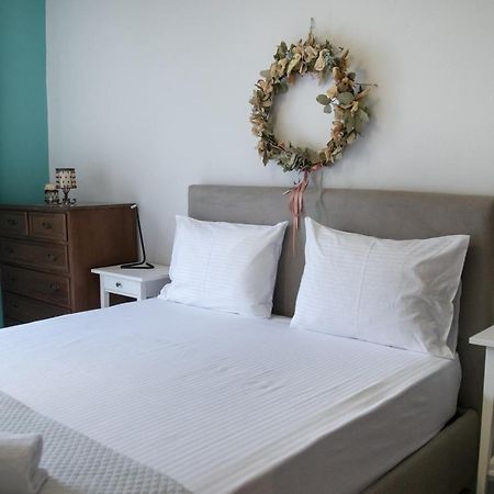 Gerolimin Blue Apartment Yerolimin Ngoại thất bức ảnh