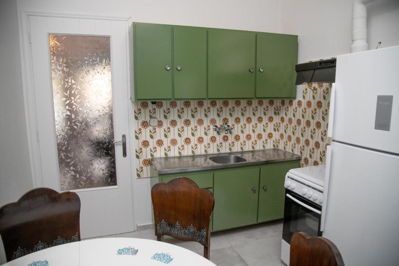 Gerolimin Blue Apartment Yerolimin Ngoại thất bức ảnh