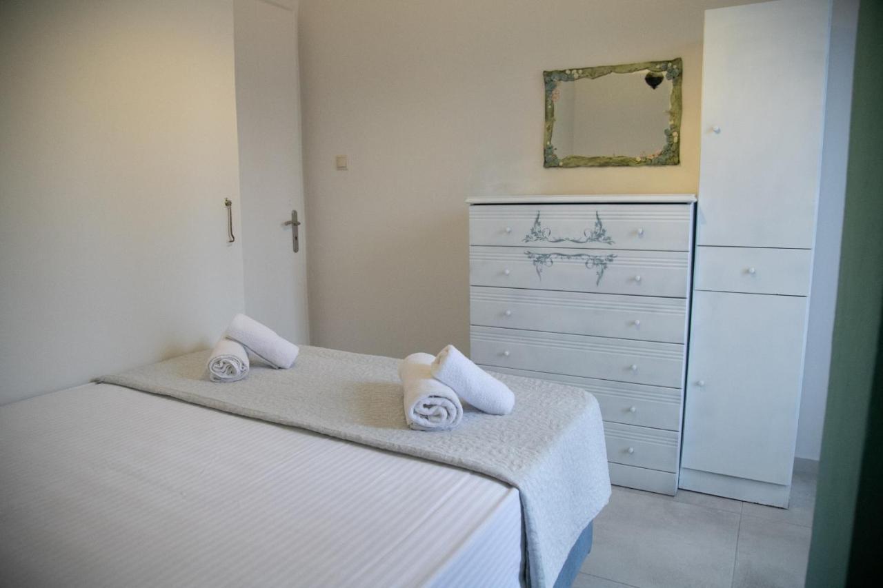 Gerolimin Blue Apartment Yerolimin Ngoại thất bức ảnh