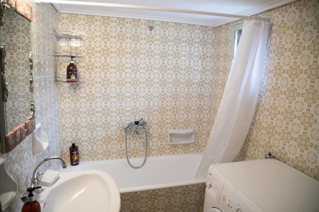 Gerolimin Blue Apartment Yerolimin Ngoại thất bức ảnh